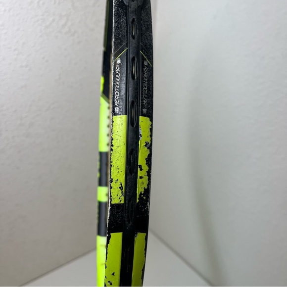 Babolat Aero Junior 26 Tennis Racquet Grey and Yellow - Picture 7 of 11